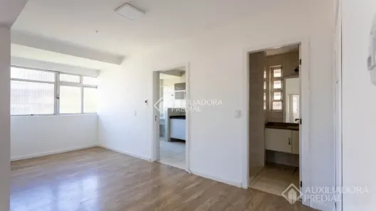 Apartamento com 2 Quartos à venda, 70m² no Moinhos de Vento, Porto Alegre