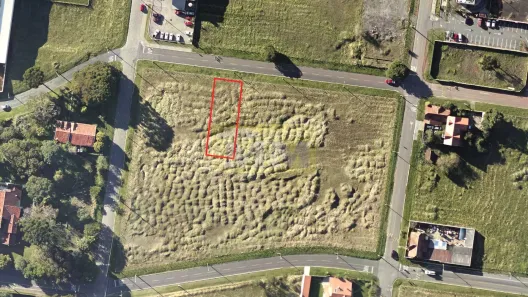 Lote/Terreno à venda, 627m² no Centro, Pinhais