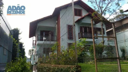Casa de Condomínio com 3 Quartos à venda, 345m² no Golfe, Teresópolis
