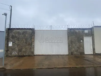 Casa com 3 Quartos à venda, 70m² no Santa Rosa, Uberlândia