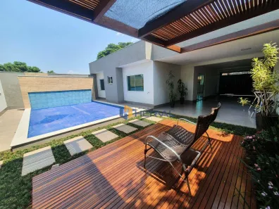 Casa com 3 Quartos à venda, 235m² no Parque das Laranjeiras, Maringá