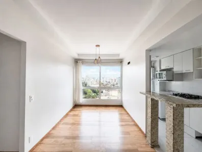 Apartamento com 3 Quartos para alugar, 75m² no Santana, Porto Alegre