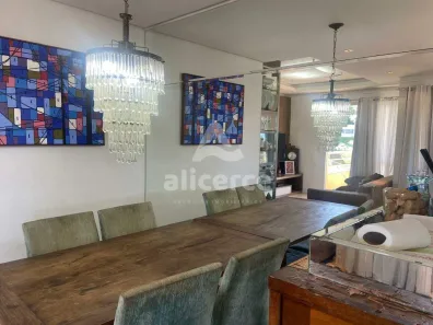 Apartamento com 3 Quartos à venda, 99m² no Capoeiras, Florianópolis