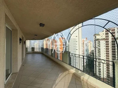 Apartamento com 4 Quartos para alugar, 266m² no Jardim Fonte do Morumbi, São Paulo
