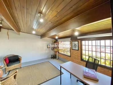 Imóvel Comercial à venda, 240m² no Vila Bastos, Santo André