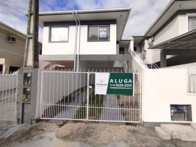 Apartamento com 2 Quartos para alugar, 74m² no Bela Vista, Palhoça