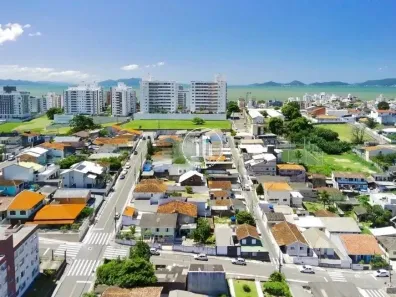 Lote/Terreno à venda, 900m² no Coloninha, Florianópolis