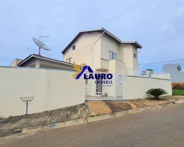 Sobrado com 3 Quartos à venda, 135m² no Santa Cândida, Vinhedo