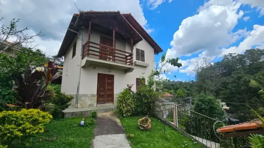 Casa com 3 Quartos à venda, 219m² no São Geraldo, Nova Friburgo
