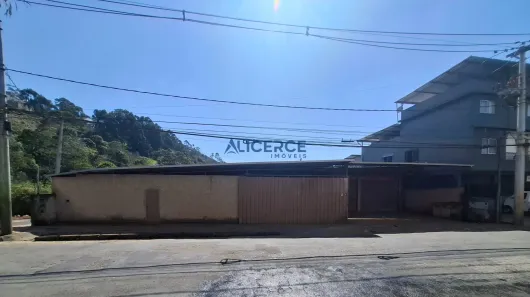 Galpão/Depósito/Armazém à venda, 650m² no Nova Califórnia, Juiz de Fora