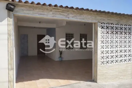 Casa com 2 Quartos à venda, 109m² no Itavuvu, Sorocaba