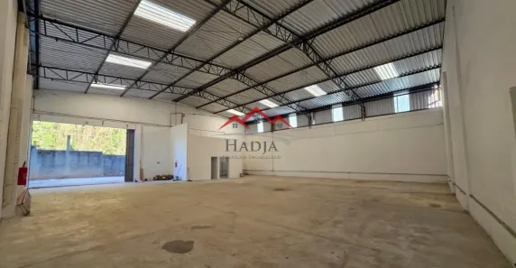 Galpão/Depósito/Armazém para alugar, 380m² no Parque União, Jundiaí