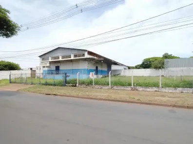 Galpão/Depósito/Armazém para alugar, 450m² no Distrito Industrial, Uberlândia