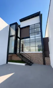 Prédio Residencial com 7 Quartos para alugar, 290m² no Centro, Manaus