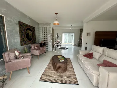 Casa com 3 Quartos à venda, 165m² no Forquilhas, São José
