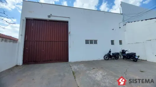 Galpão/Depósito/Armazém à venda, 372m² no Jardim dos Pioneiros, Presidente Prudente