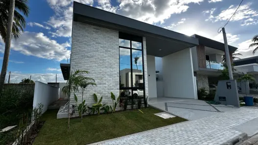 Casa de Condomínio com 3 Quartos à venda, 153m² no Cajupiranga, Parnamirim