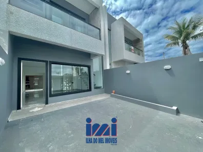 Sobrado com 3 Quartos à venda, 122m² no Flórida, Matinhos