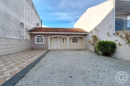 Casa com 3 Quartos para alugar, 63m² no Forquilhas, São José
