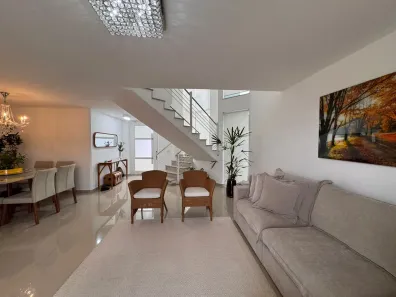 Casa de Condomínio com 3 Quartos à venda, 360m² no Vila Oliveira, Mogi das Cruzes