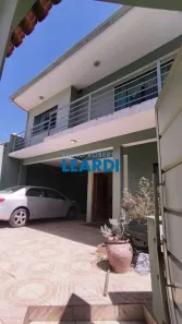 Sobrado com 4 Quartos à venda, 275m² no Jardim Brasil, Poços de Caldas