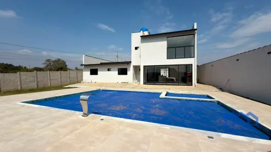 Fazenda/Sítio com 5 Quartos à venda, 1000m² no , Mairinque