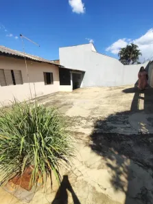 Casa com 3 Quartos à venda, 130m² no Conjunto Vivi Xavier, Londrina