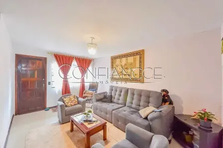 Casa com 5 Quartos à venda, 120m² no Xaxim, Curitiba