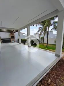 Casa de Condomínio com 4 Quartos para alugar, 259m² no Gávea, Uberlândia