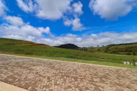 Lote/Terreno à venda, 10m² no Parque Jardim da Serra, Juiz de Fora
