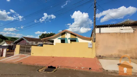 Casa com 3 Quartos à venda, 50m² no Conjunto Habitacional Milton Luiz Pereira, Campo Mourão