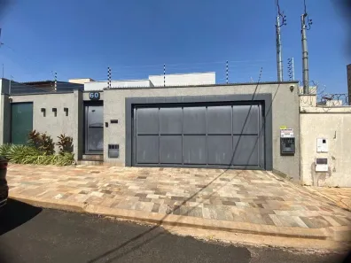 Casa com 3 Quartos à venda, 197m² no Jardim do Lago, Uberaba