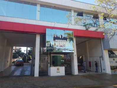 Kitnet com 1 Quarto para alugar, 25m² no Zona 08, Maringá