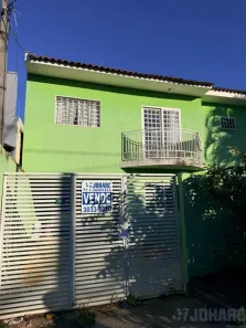 Sobrado com 3 Quartos à venda, 111m² no Jardim das Flores III, Apucarana
