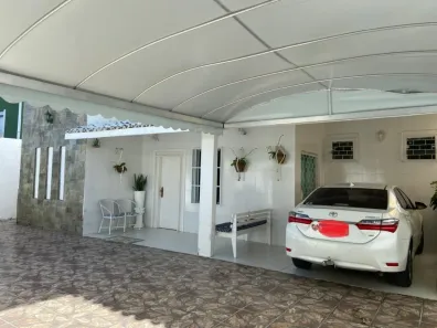Casa com 5 Quartos à venda, 230m² no Piatã, Salvador
