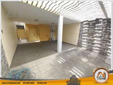 Casa com 3 Quartos à venda, 250m² no Fátima, Fortaleza