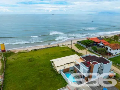 Sobrado com 4 Quartos à venda, 260m² no São Francisco do Sul, Balneário Barra do Sul