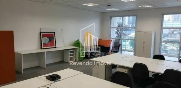 Sala Comercial à venda, 70m² no Vila Cordeiro, São Paulo