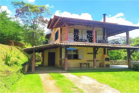 Fazenda/Sítio com 3 Quartos à venda, 230m² no Nogueira, Guararema