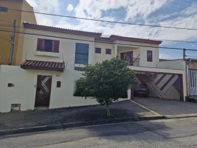 Casa com 3 Quartos à venda, 188m² no Jardim Prestes de Barros, Sorocaba