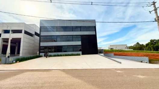 Galpão/Depósito/Armazém para venda ou aluguel, 980m² no Metropolitano Condomínio Empresarial, Sorocaba