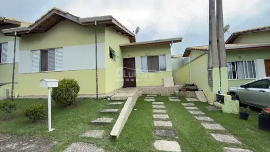 Casa com 2 Quartos à venda, 80m² no Centro, Guararema