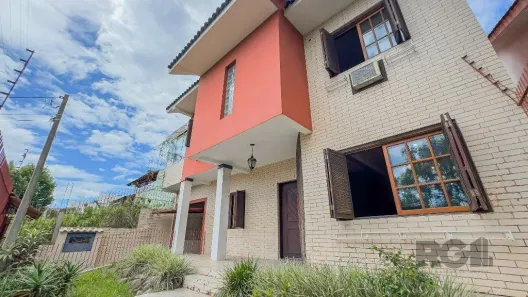Casa com 4 Quartos à venda, 550m² no Jardim Itu, Porto Alegre