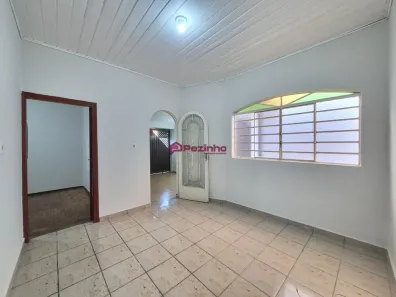 Casa com 2 Quartos para alugar, 130m² no Vila São João, Limeira
