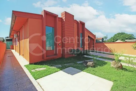 Casa de Condomínio com 3 Quartos à venda, 213m² no Jardim Sao Luis, Peruíbe
