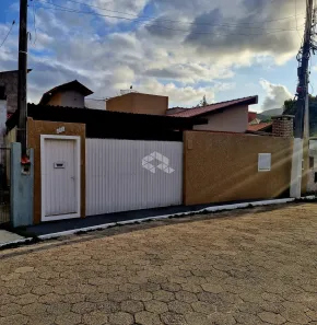 Casa com 3 Quartos à venda, 90m² no São João do Rio Vermelho, Florianópolis