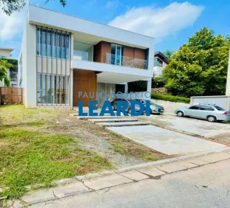 Casa de Condomínio com 5 Quartos à venda, 640m² no Alphaville Residencial Zero, Barueri
