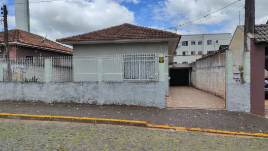 Casa com 3 Quartos à venda, 60m² no Oficinas, Ponta Grossa