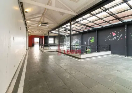 Casa de Condomínio com 3 Quartos para alugar, 450m² no Consolação, São Paulo