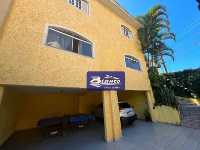 Sobrado com 4 Quartos à venda, 224m² no Vila Galvão, Guarulhos